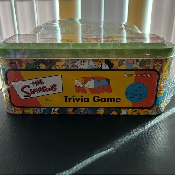 The Simpsons Trivia Game (Never Opened) - Picture 4 of 7
